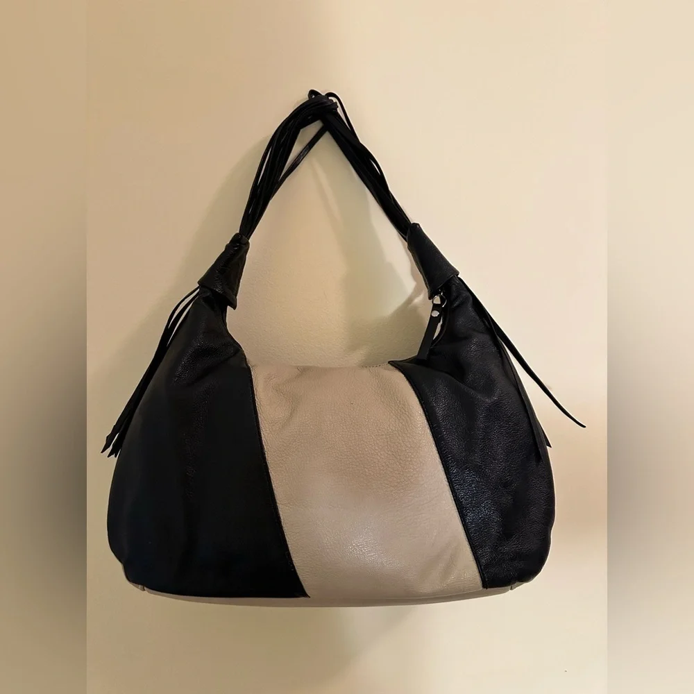 Danilo’s Honduras Shoulder Satchel Black and Cream